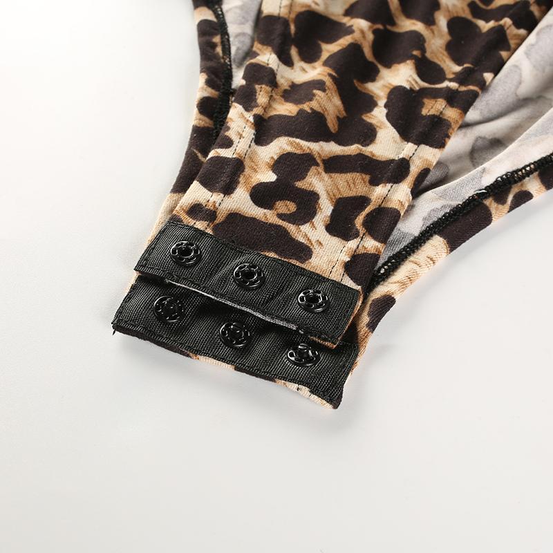 Body col roulé imprimé léopard